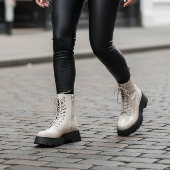NIB Circus by Sam Edelman Womens Lolita Zipper Combat & Lace-up Boots - Picture 1 of 6